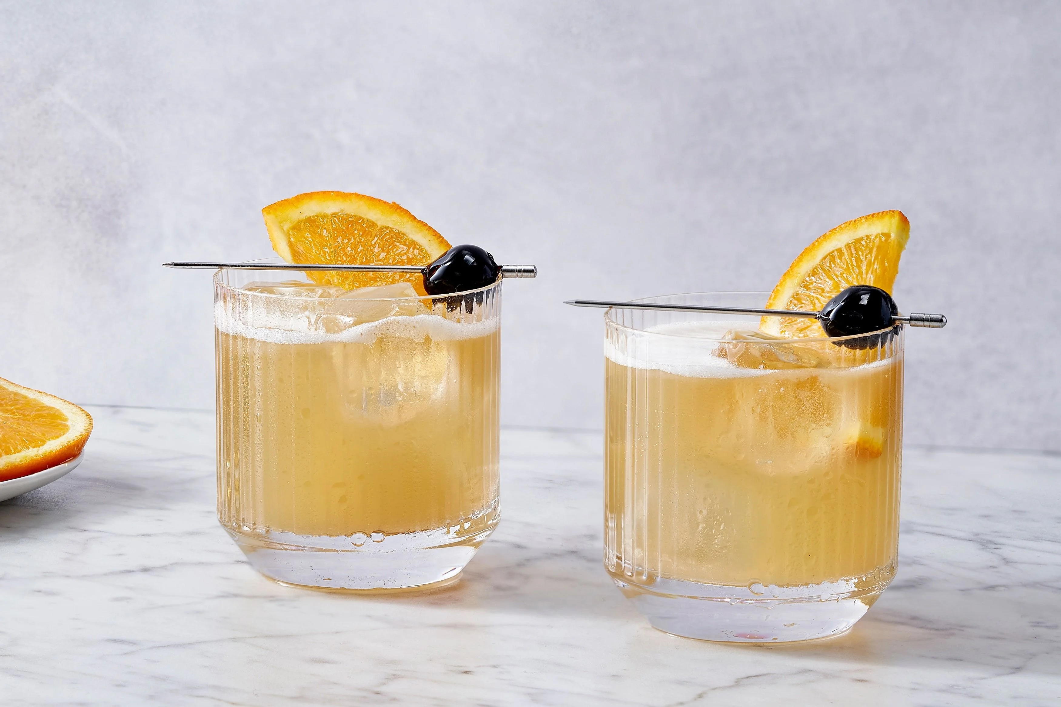 Master the Perfect Whiskey Sour: A Classic Cocktail Guide